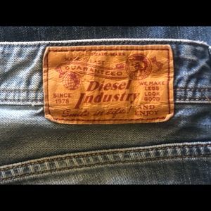 Diesel LARKEE 34X32 Jeans!!